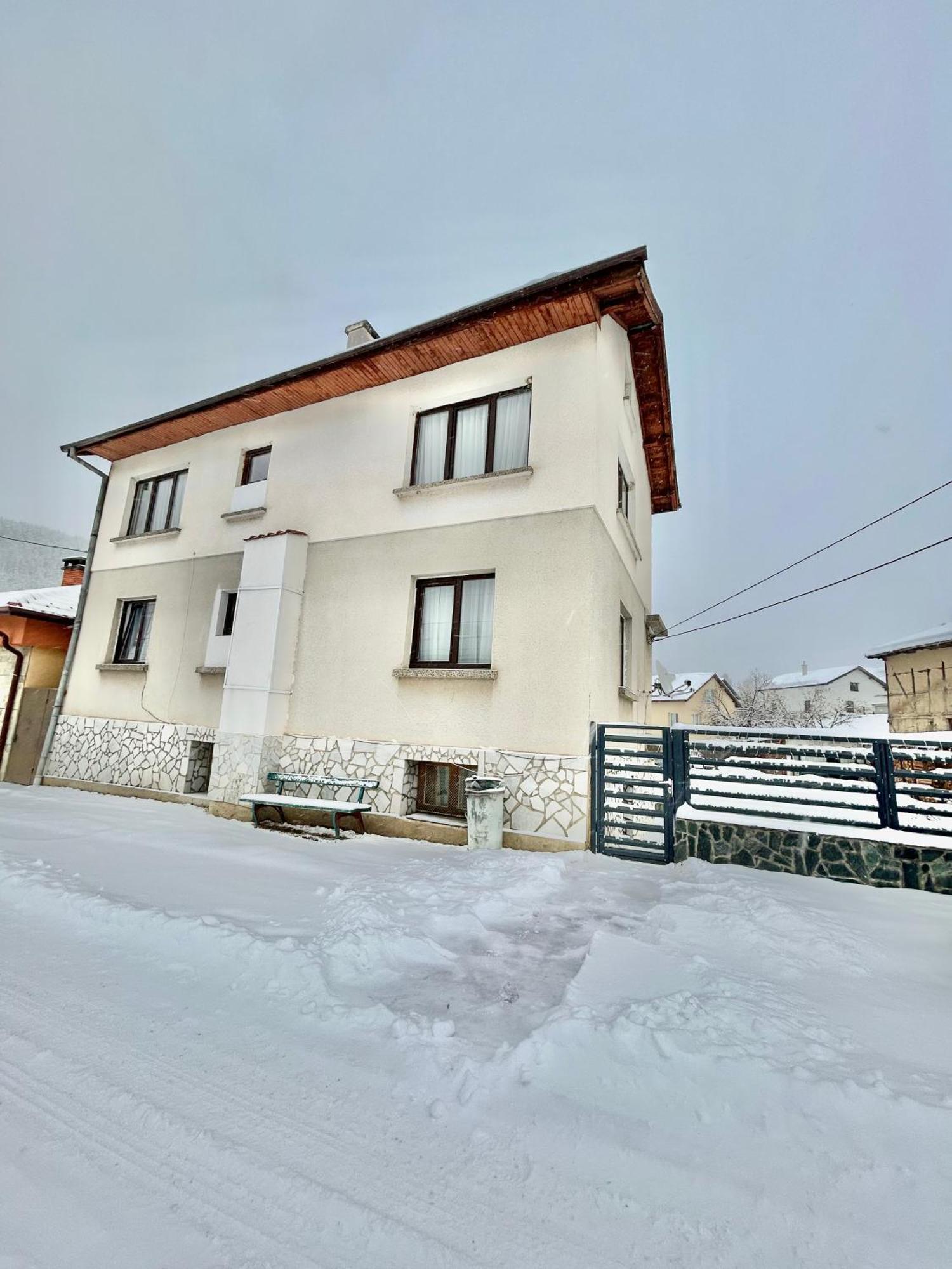 Bulgarane House Hotell Govedartsi Exteriör bild
